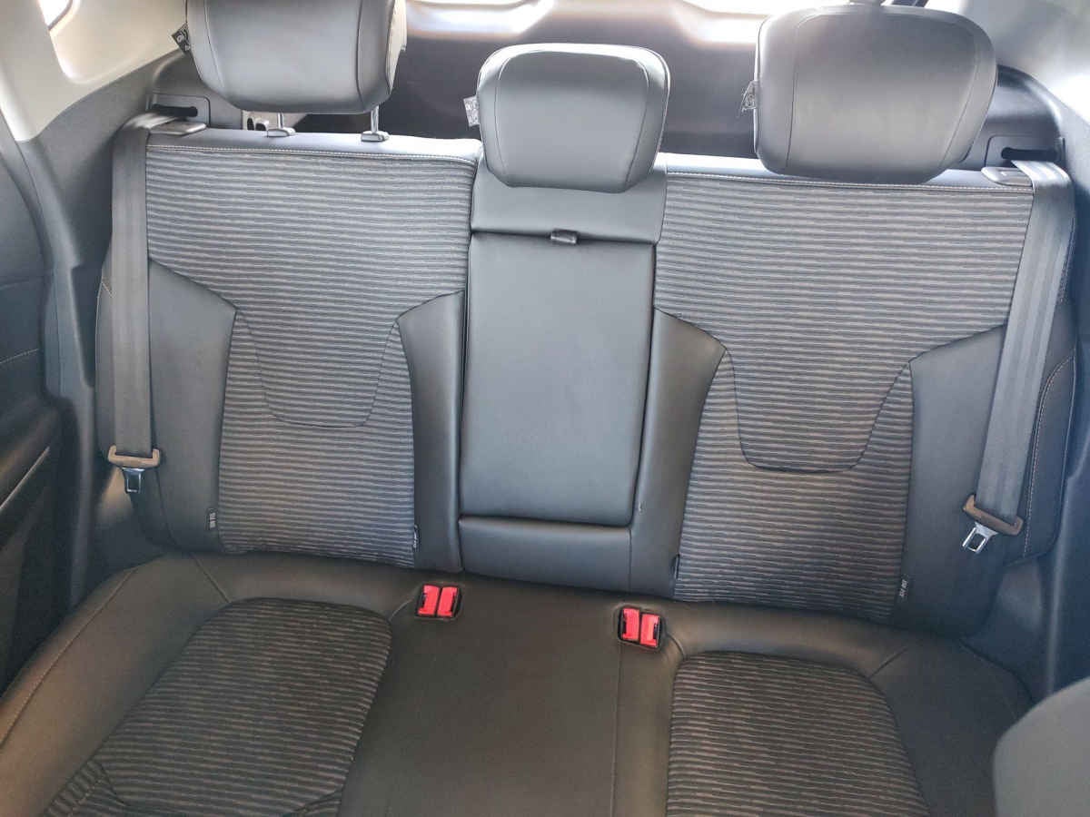 2024 JAC SEI4 5p ESEI4 Pro EV 51.9 kWh Aut