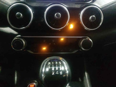 2023 Nissan Sentra 4p SR Bi-tono L4/2.0 Aut