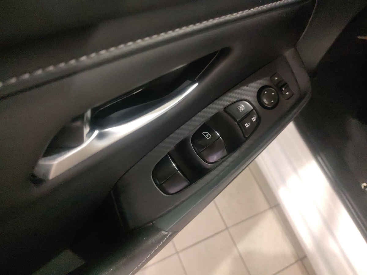 2023 Nissan Sentra 4p SR Bi-tono L4/2.0 Aut