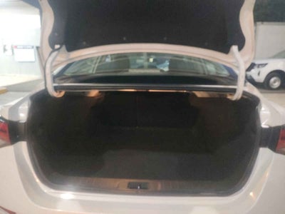 2023 Nissan Sentra 4p SR Bi-tono L4/2.0 Aut