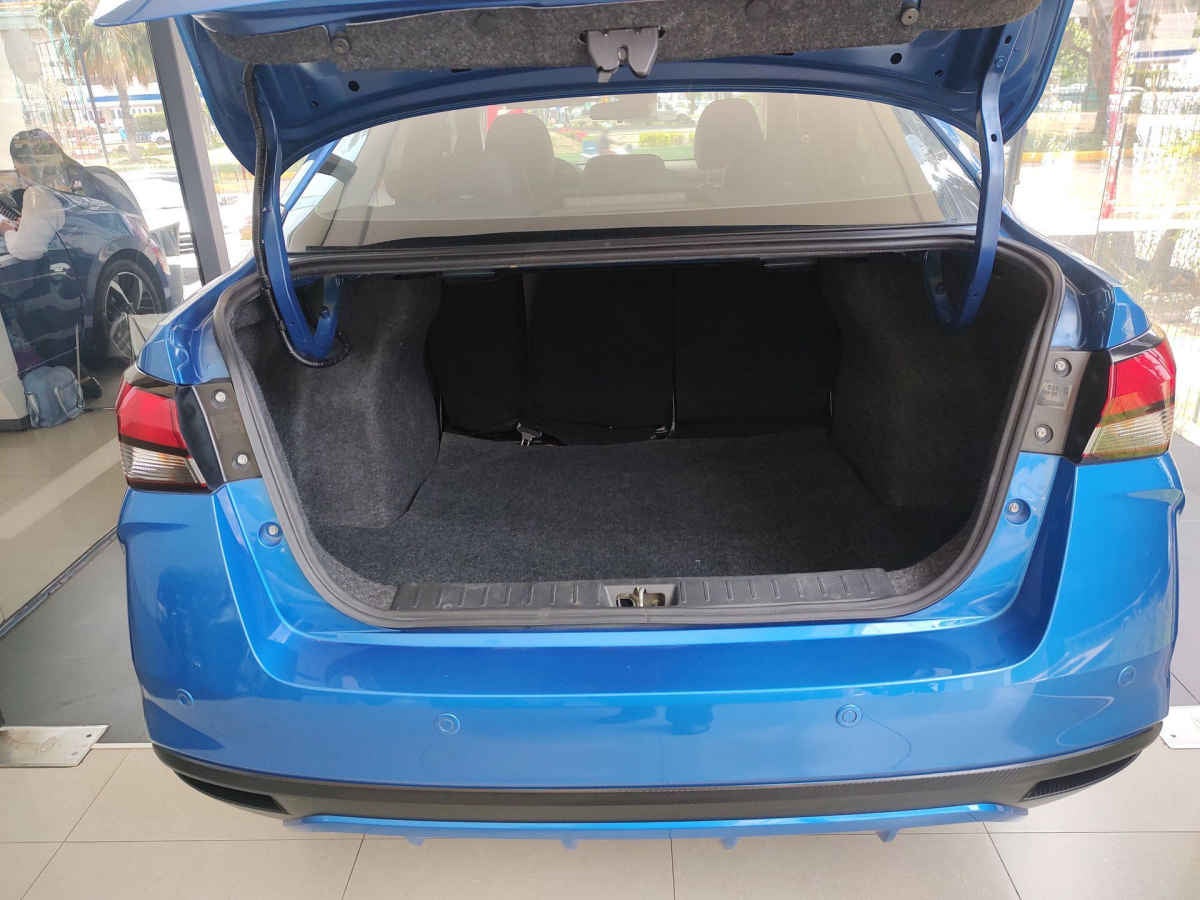 2024 Nissan Versa 4p Exclusive L4/1.6 Aut