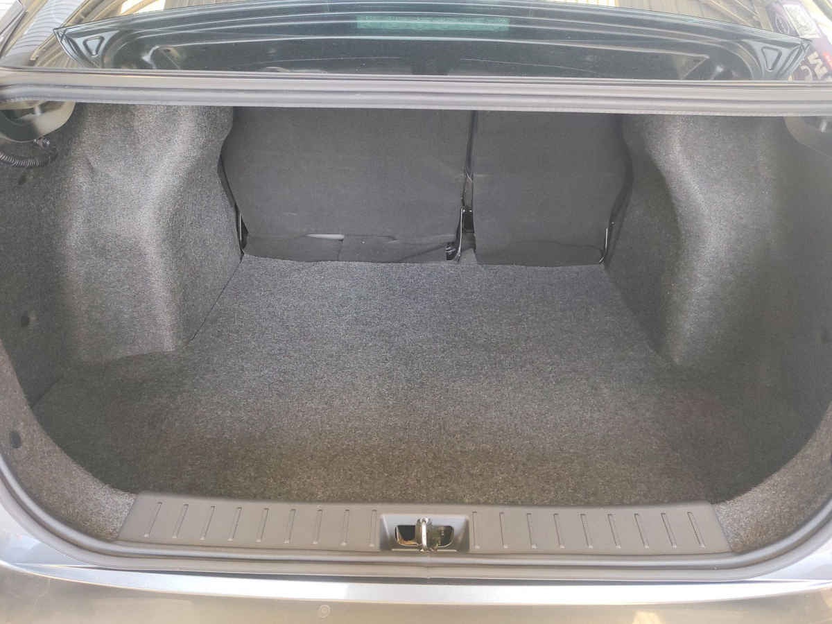 2024 Nissan Versa 4p Exclusive L4/1.6 Aut