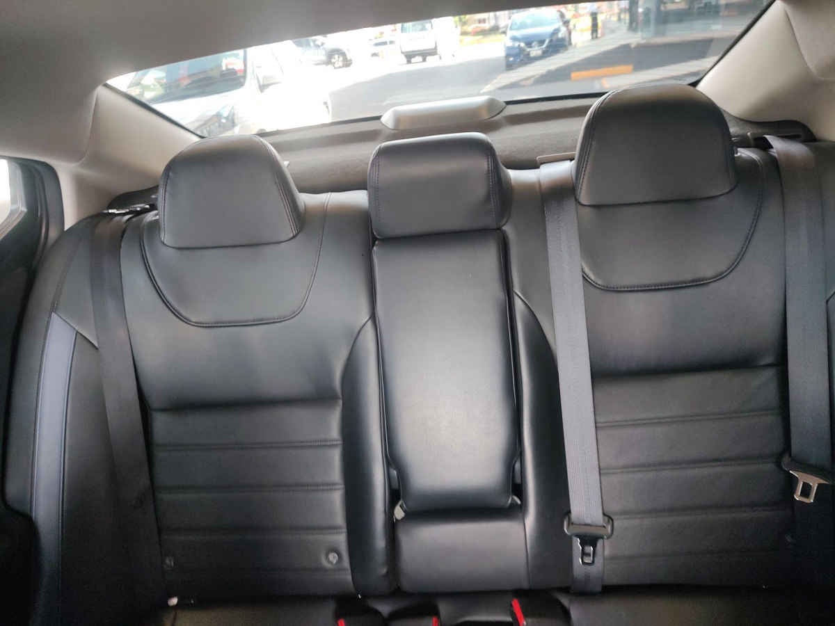 2024 Nissan Versa 4p Exclusive L4/1.6 Aut