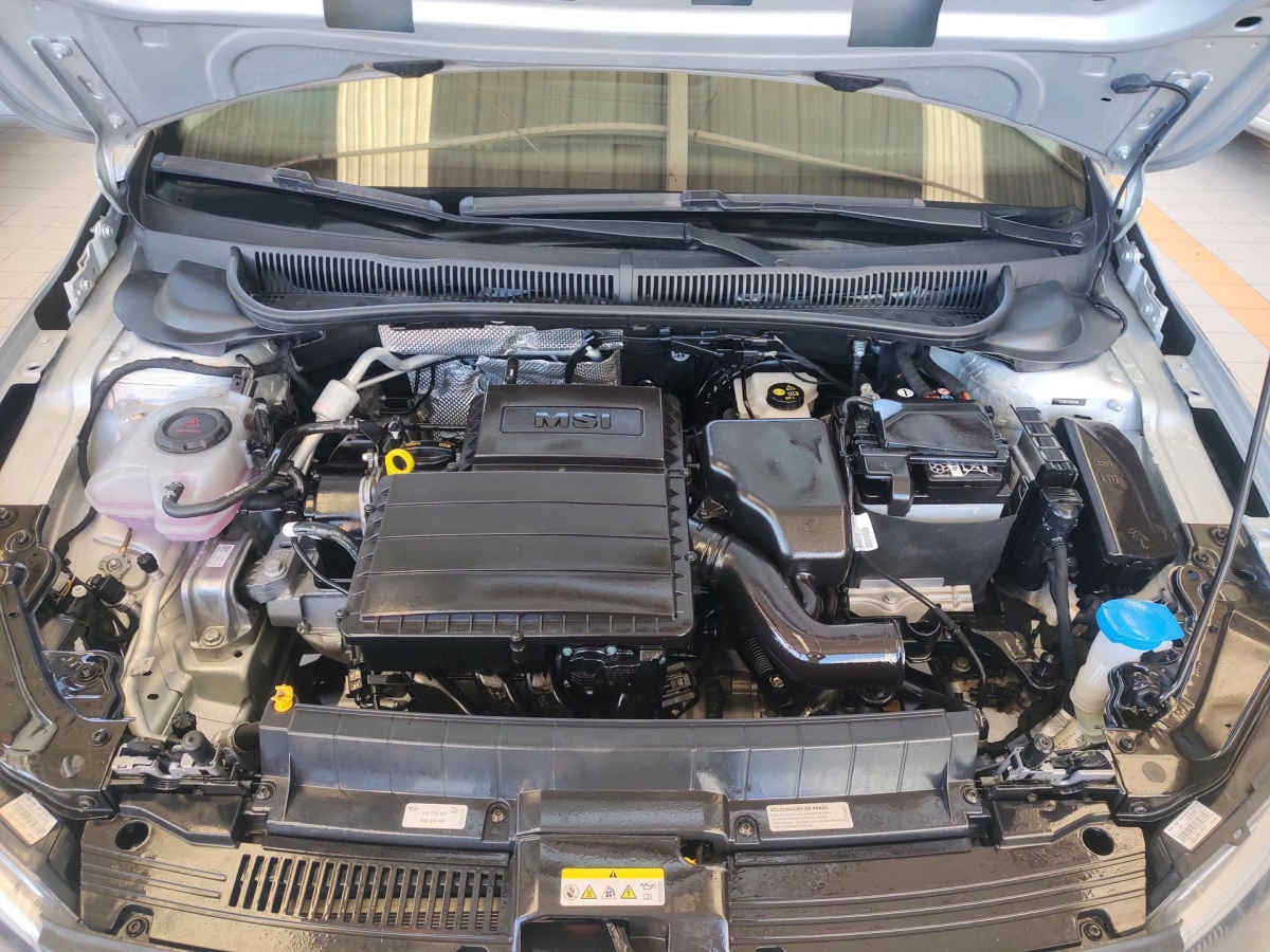 2026 Volkswagen Polo 5p Track L4/1.6 Man