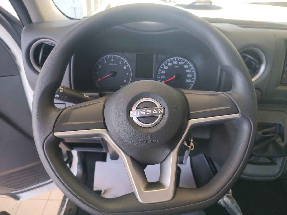 2026 Nissan Urvan 4p Amplia L4/2.5 Man