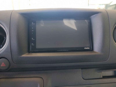 2026 Nissan Urvan 4p Amplia L4/2.5 Man