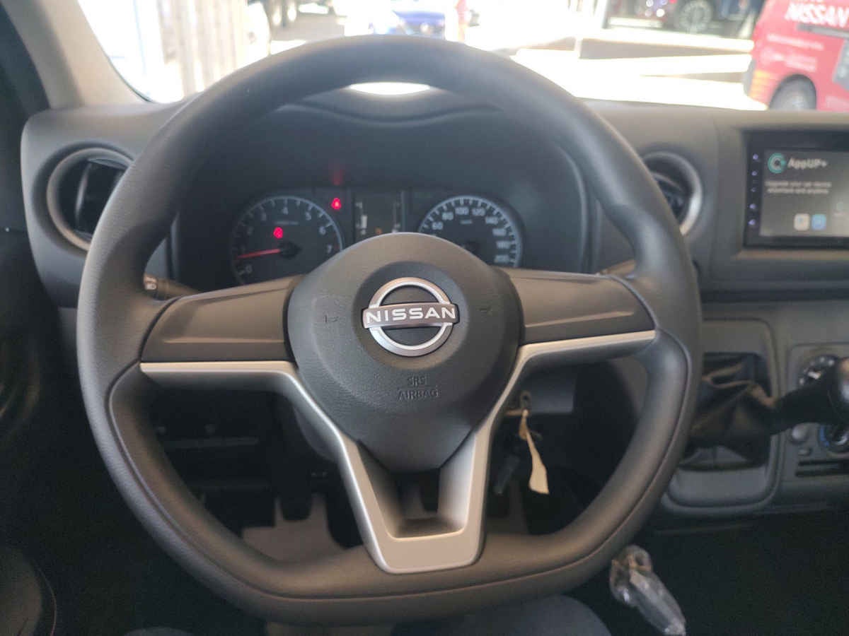 2026 Nissan Urvan 4p Amplia L4/2.5 Man