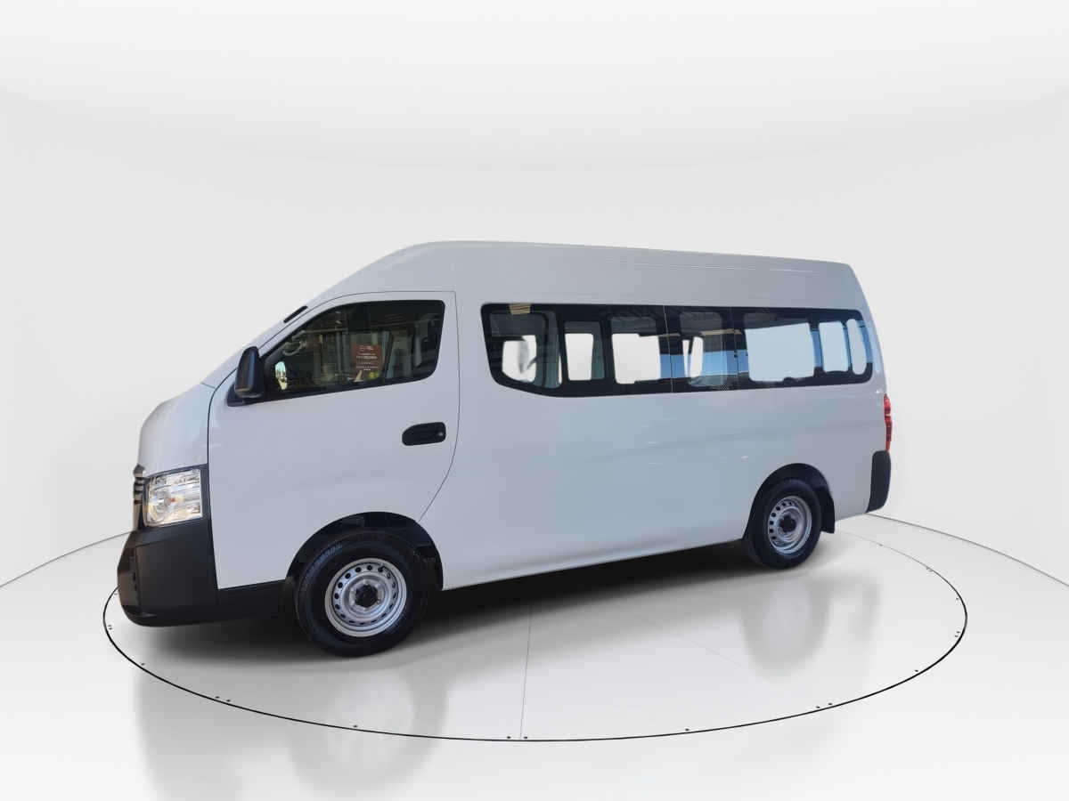 2026 Nissan Urvan 4p Amplia L4/2.5 Man