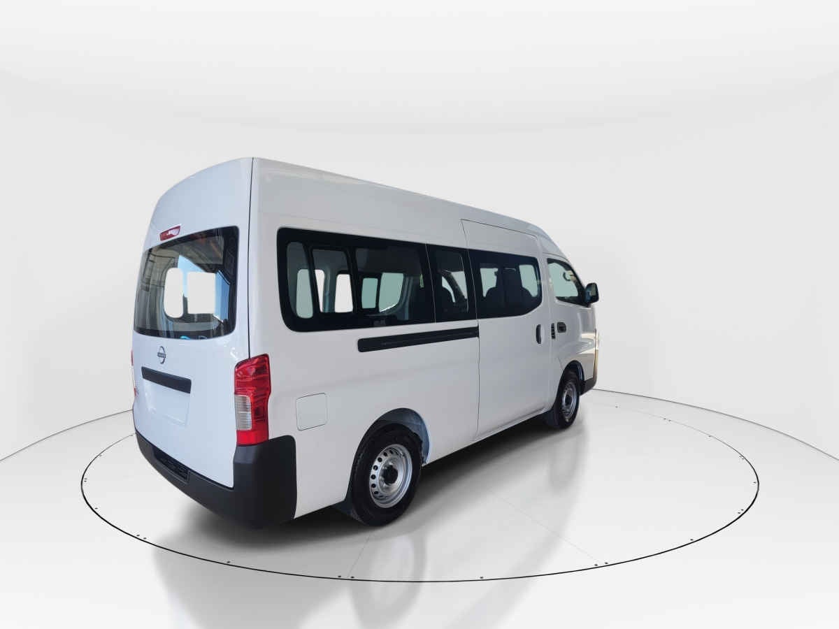 2026 Nissan Urvan 4p Amplia L4/2.5 Man