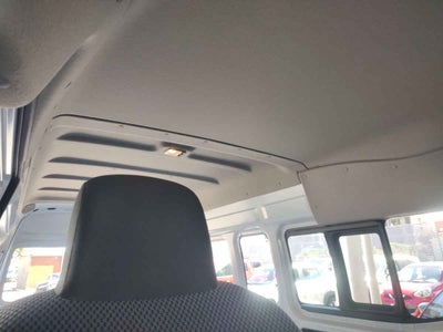 2026 Nissan Urvan 4p Amplia L4/2.5 Man