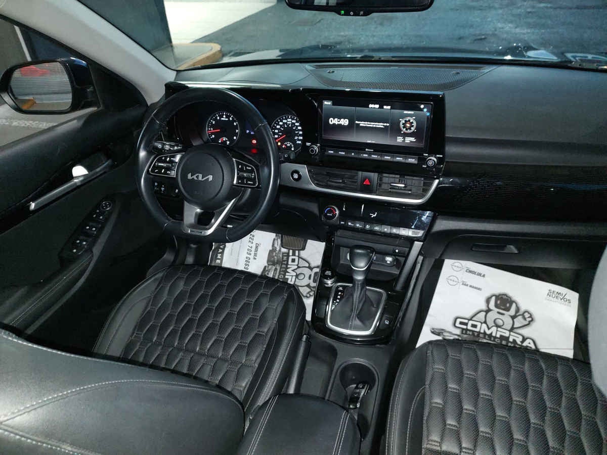 2022 Kia SELTOS 5p SX 1.6 L MPI L4 TA 6 Vel A/AC Piel 5 pas RA-17"