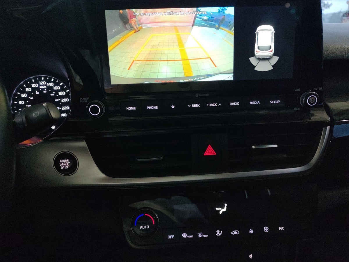 2022 Kia SELTOS 5p SX 1.6 L MPI L4 TA 6 Vel A/AC Piel 5 pas RA-17"
