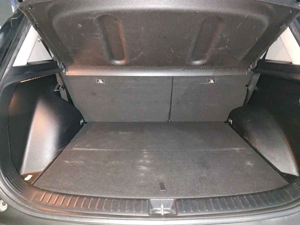 2022 Kia SELTOS 5p SX 1.6 L MPI L4 TA 6 Vel A/AC Piel 5 pas RA-17"