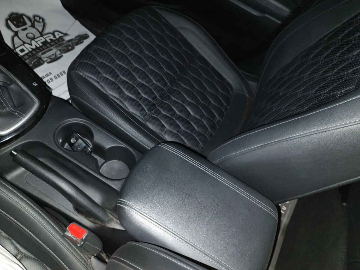 2022 Kia SELTOS 5p SX 1.6 L MPI L4 TA 6 Vel A/AC Piel 5 pas RA-17"