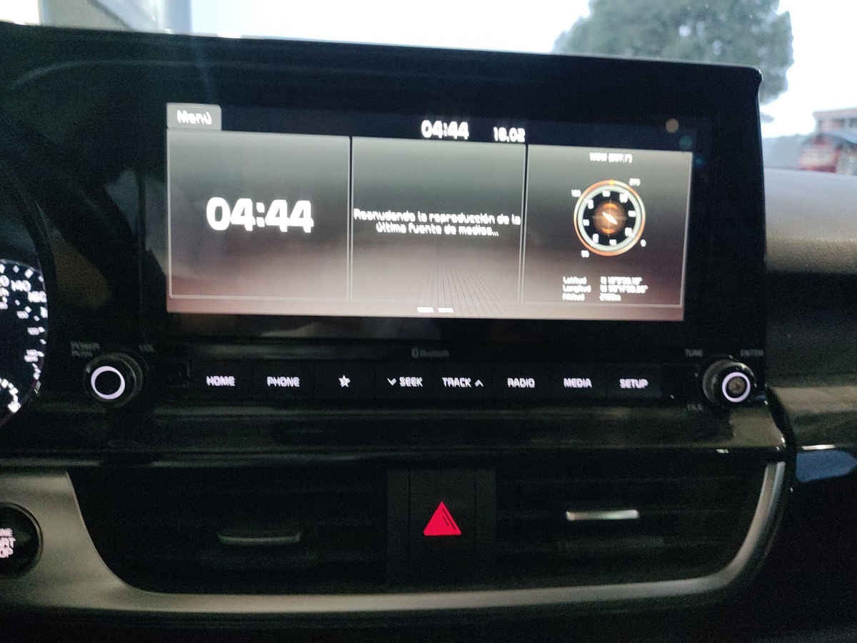 2022 Kia SELTOS 5p SX 1.6 L MPI L4 TA 6 Vel A/AC Piel 5 pas RA-17"